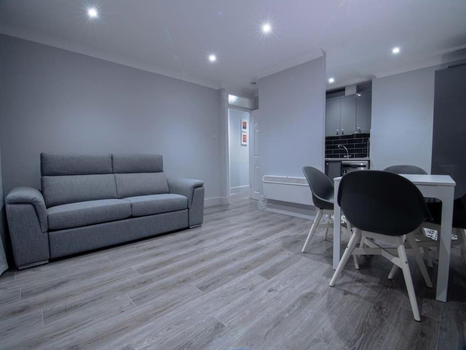 City Walk Apts 더블린 외부 사진